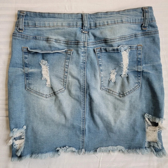 Forever 21 Factory Distressed Denim Mini Skirt Women's 30 - Picture 5 of 7